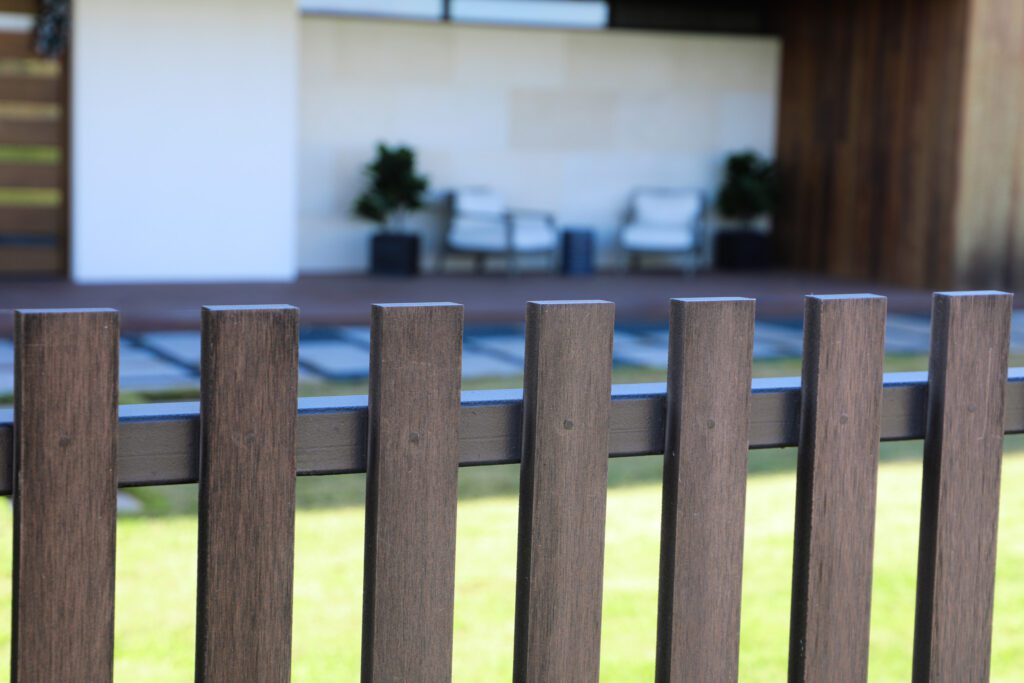 ACRE by Modern Mill - Fence